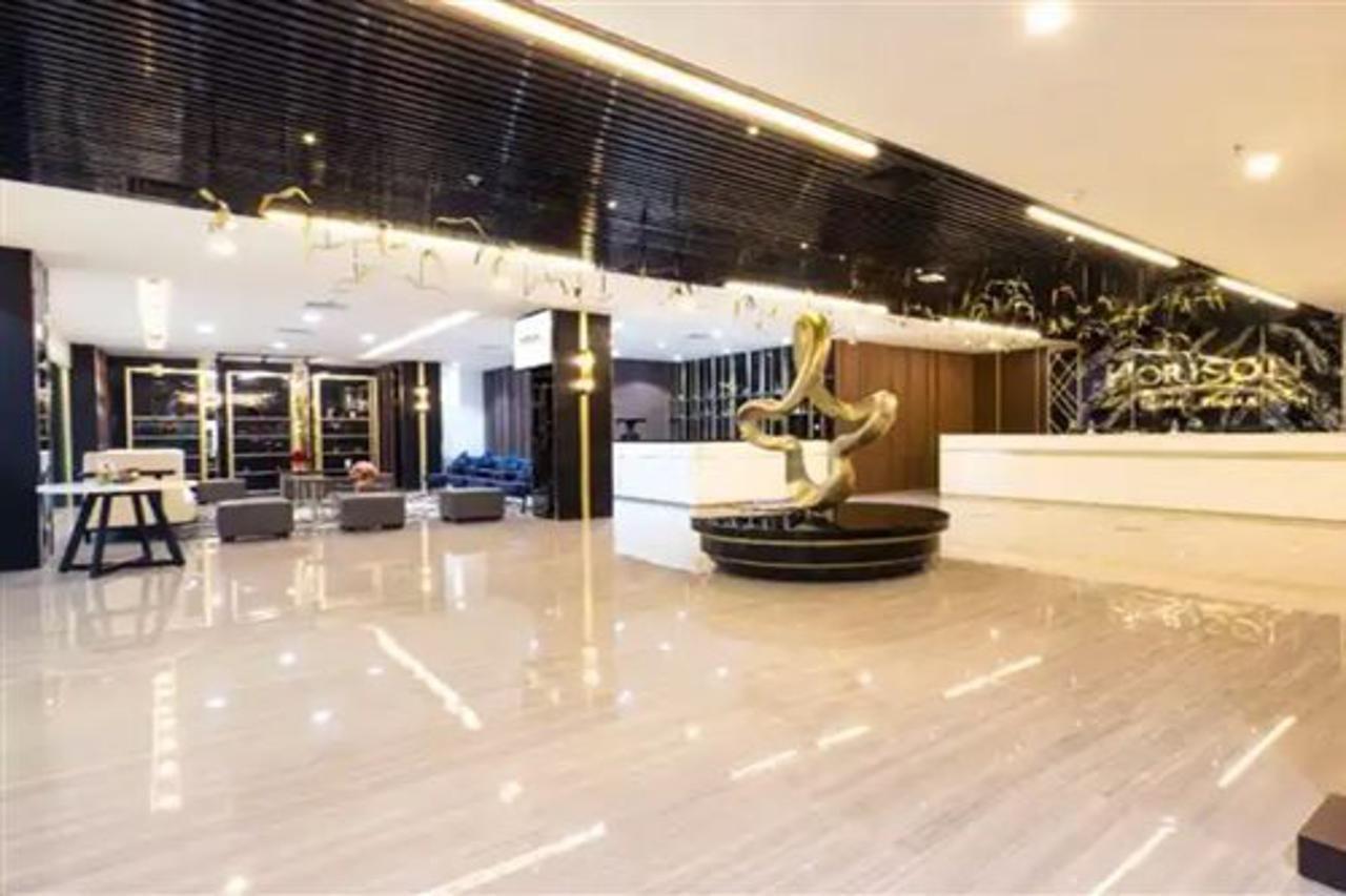 Horison Diana Timika Hotel Exterior photo